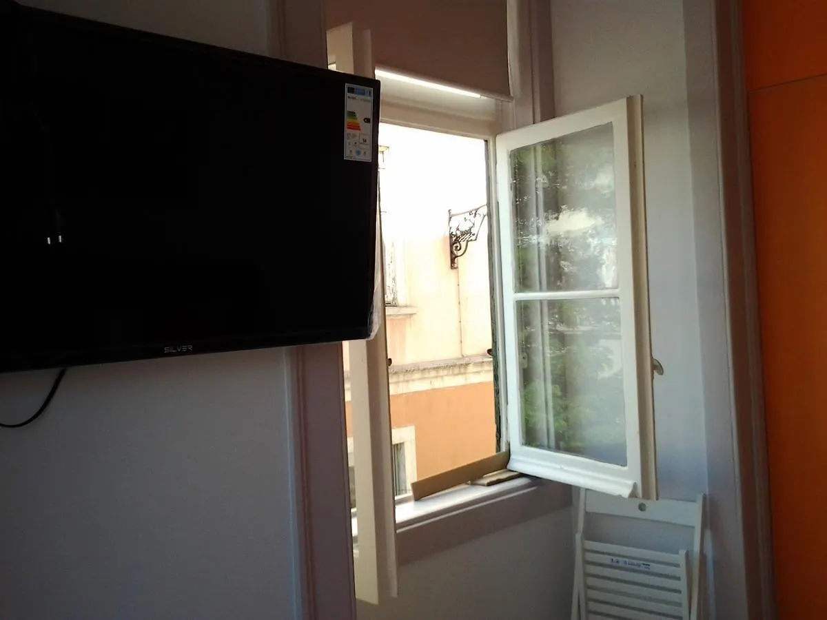 ** Affittacamere Inn-Chiado Restauradores Prime Suites Lisbona Portogallo